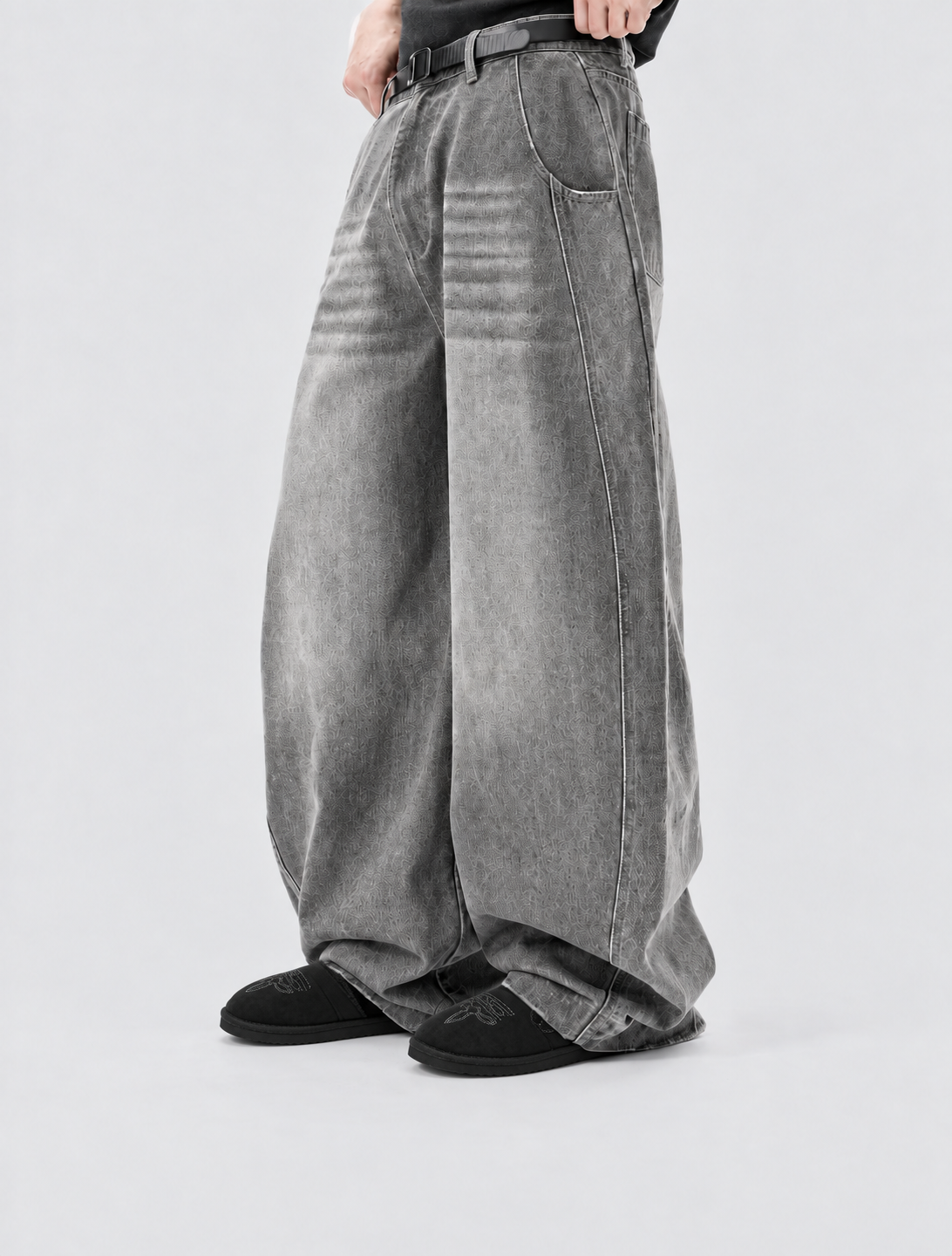 Washed Barrel Baggy Jeans
